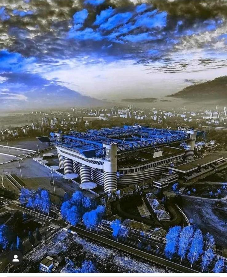 Grazioso Bilocale A 100 Mt Dalla Metropolitana 세스토 산 지오반니 외부 사진